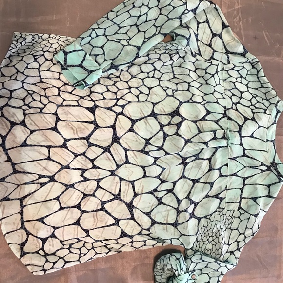 🌴Gypsy 05 silk tunic like top🐠🌴 - Picture 3 of 8